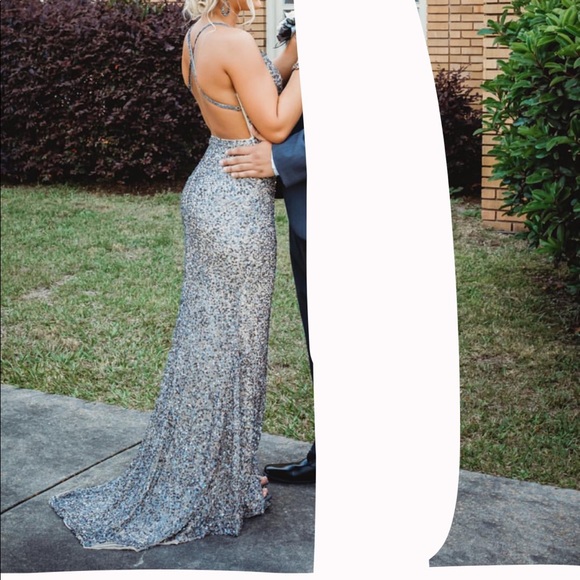 Primavera Prom Dress - Picture 2 of 4